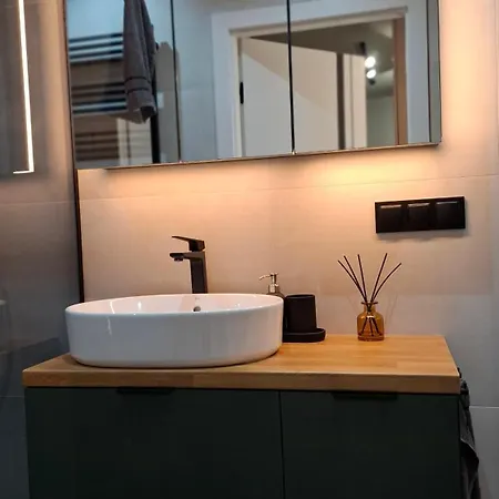 Seahall Apartman